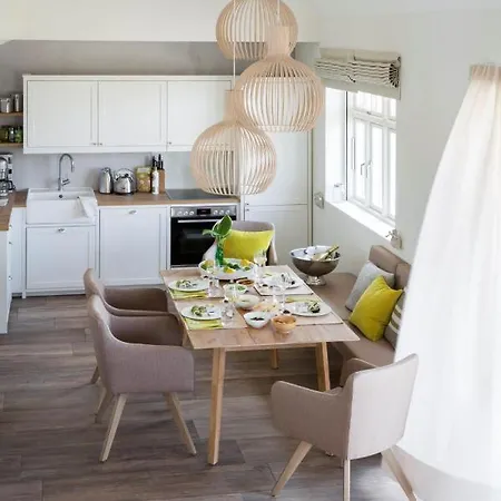 Reetdorf Geltinger Birk Malerhaus Landspitze בית נופש